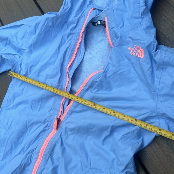 NORTH FACE WINDBREAKER OUTTERWEAR - Picture 5 of 6